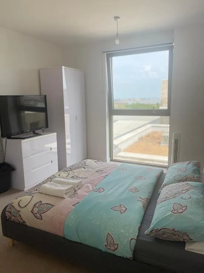 Riverside Rooms And Apartments London